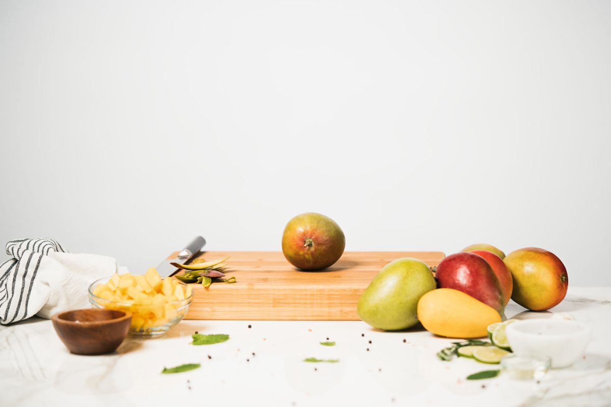 Mango varieties cutting board copy